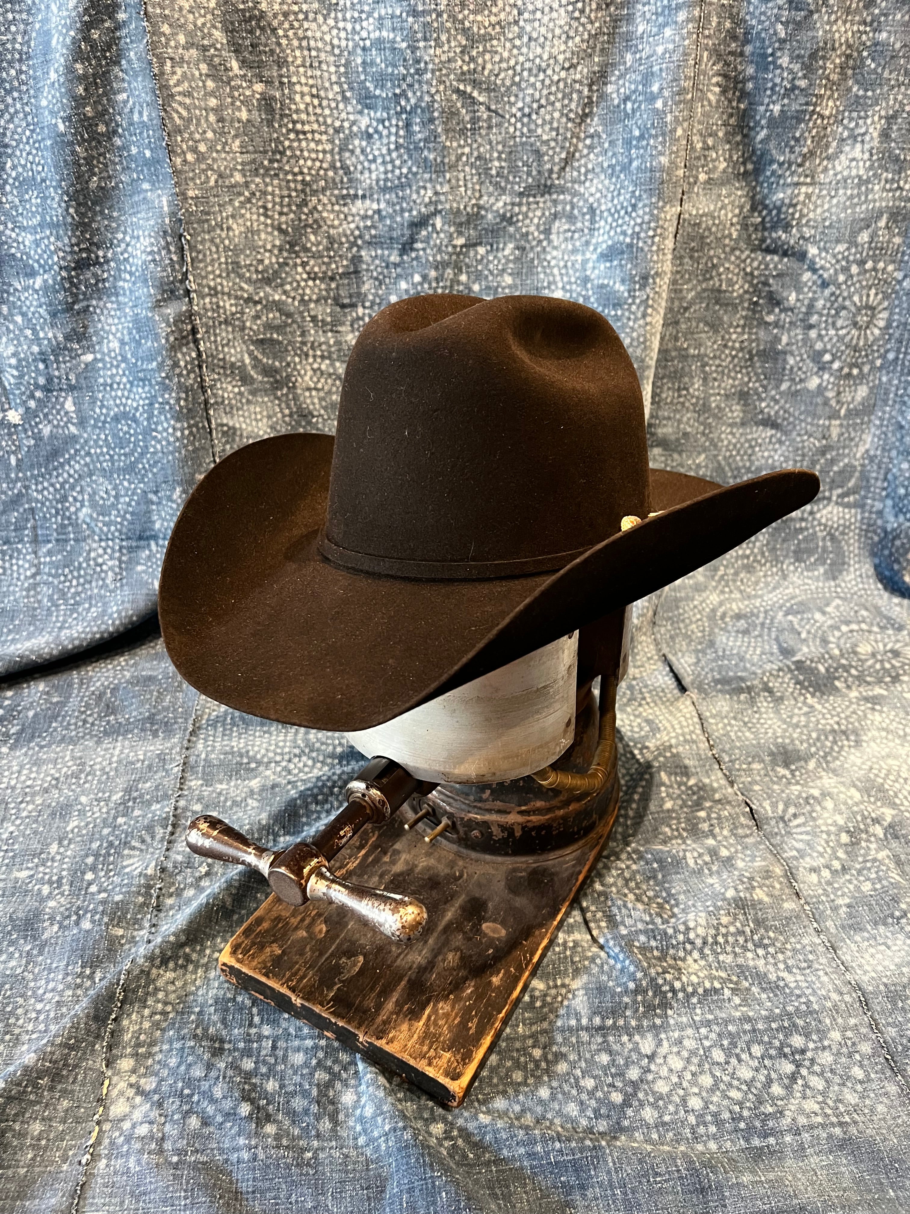 Wrangler store felt hats