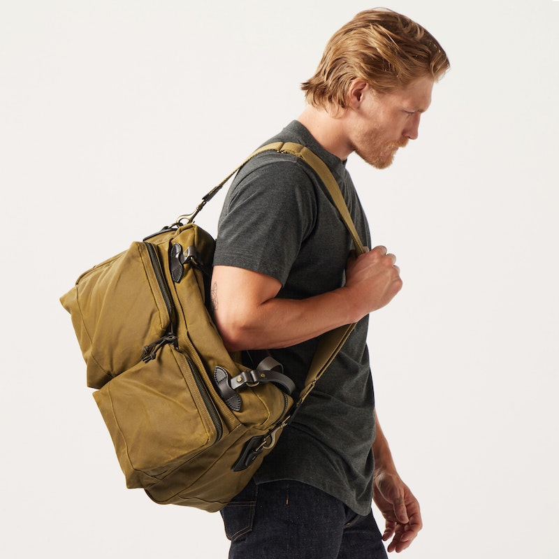 Filson tin cloth online bag