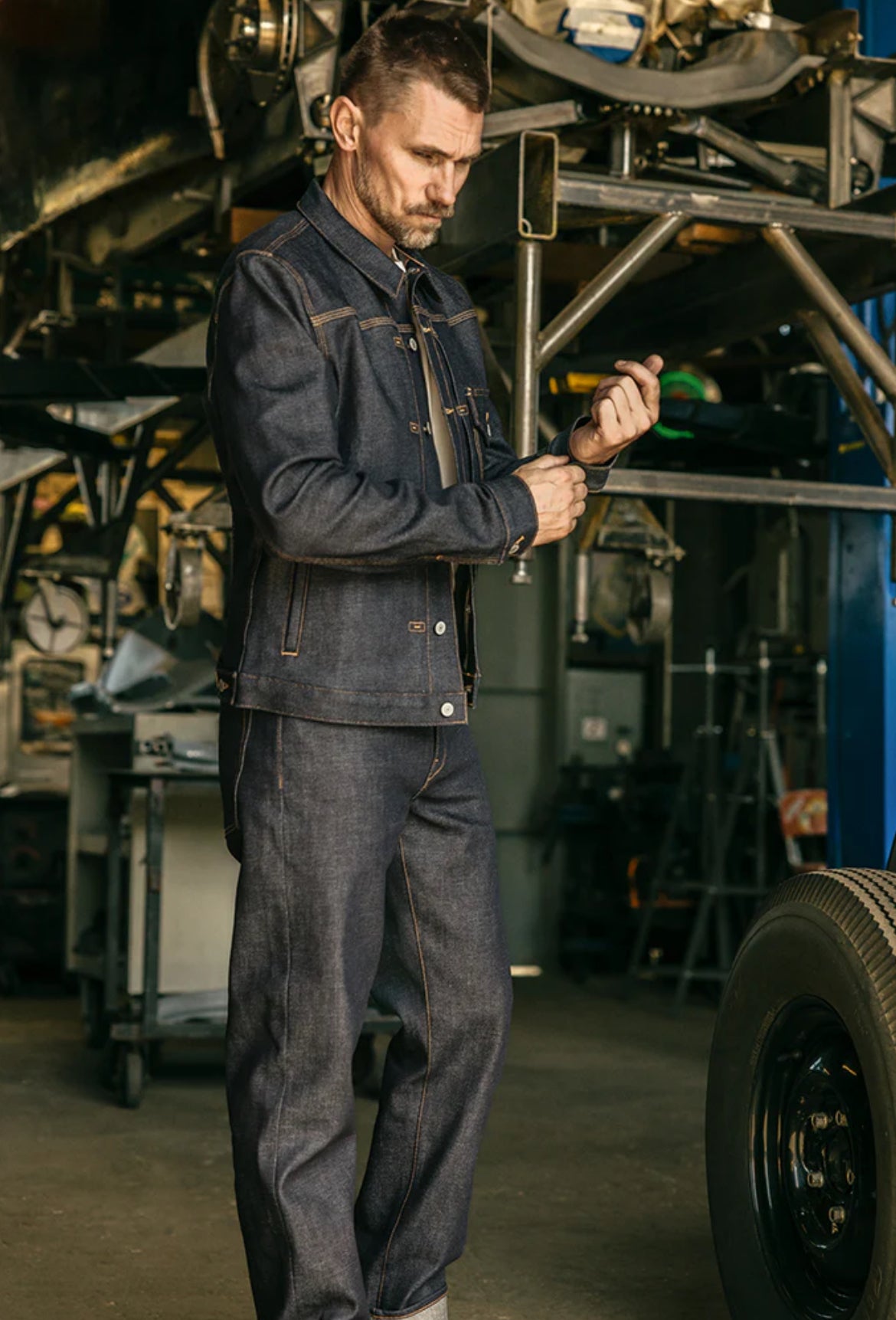 The Barrel Classic Straight - Indigo Raw 14oz Selvedge