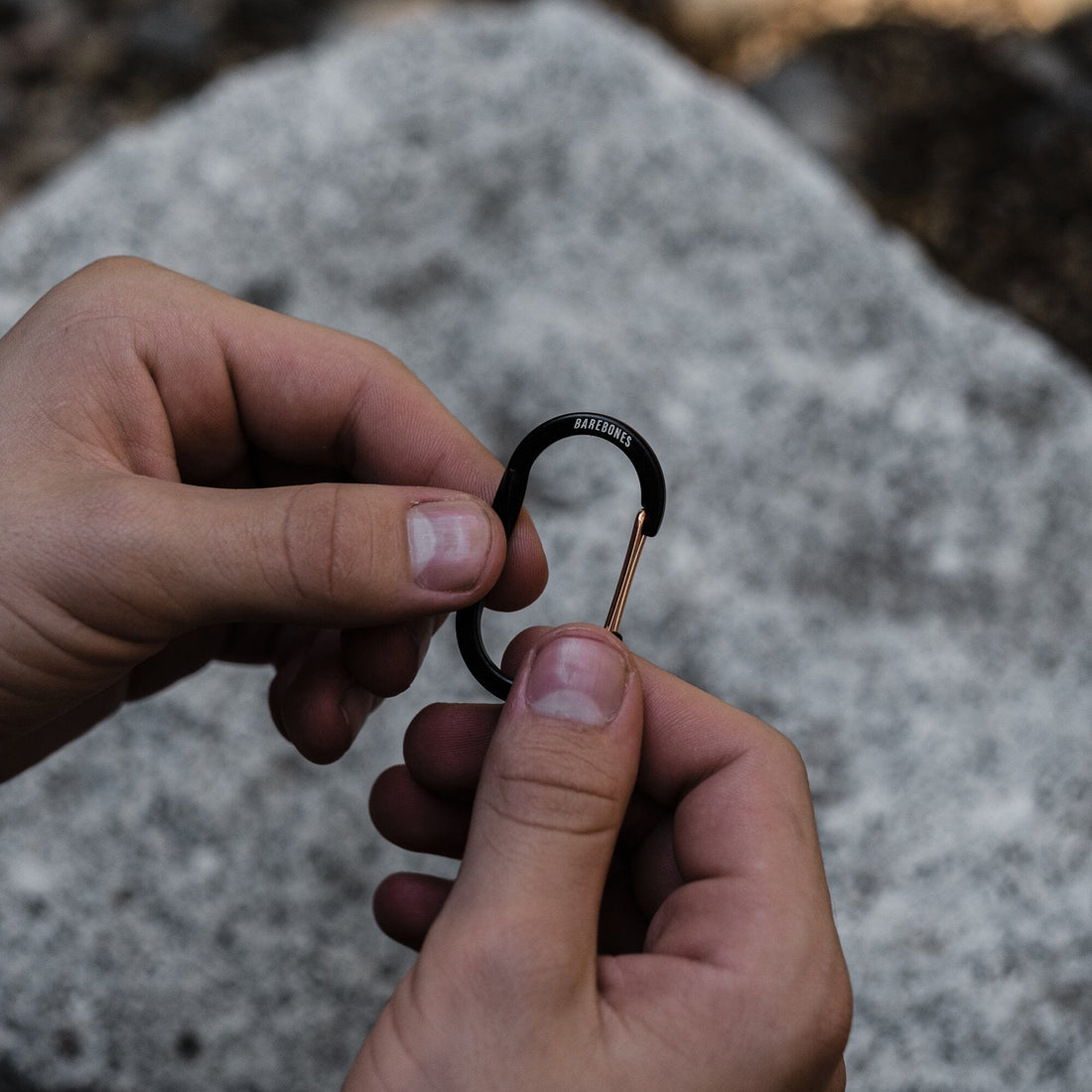 WIREGATE CARABINERS