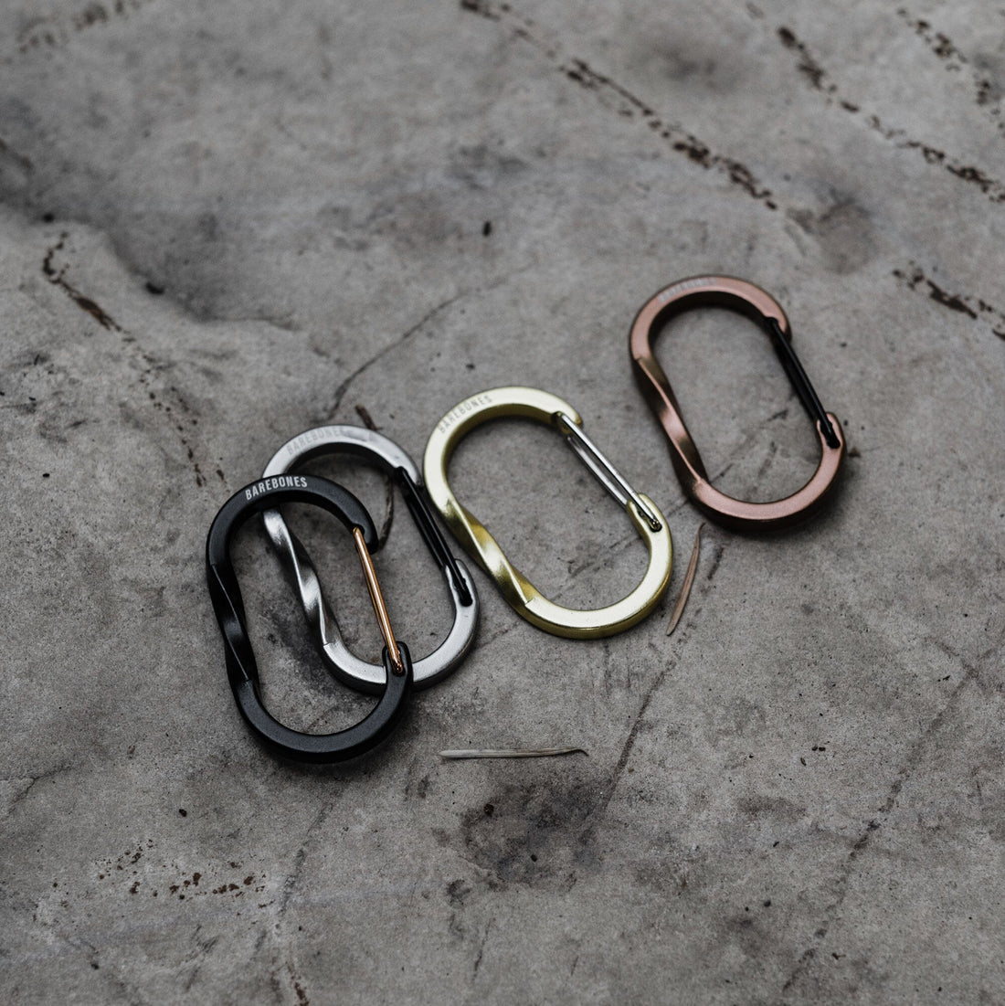 WIREGATE CARABINERS