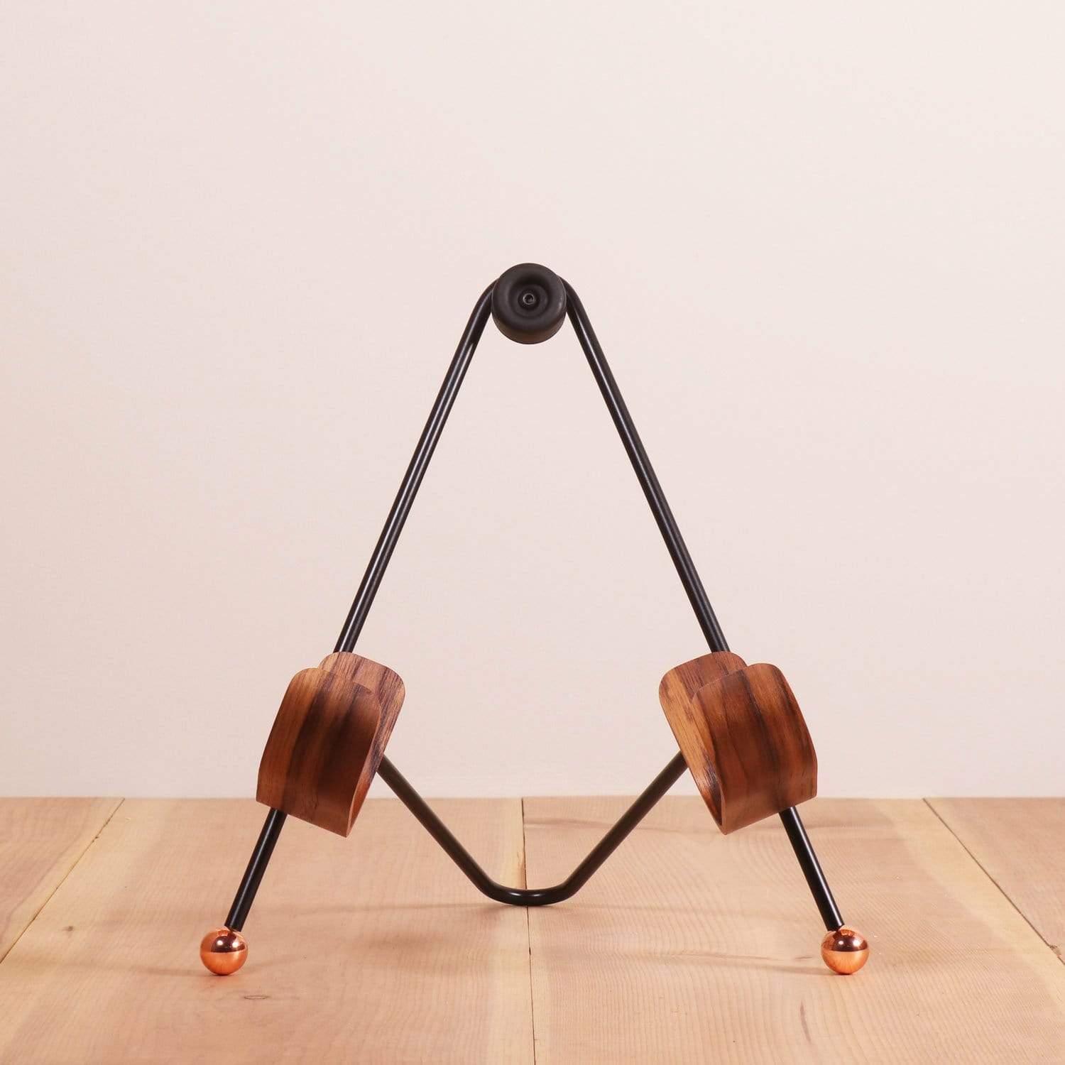 ACOUSTIC GUITAR STAND - Walnut, Black, Brass