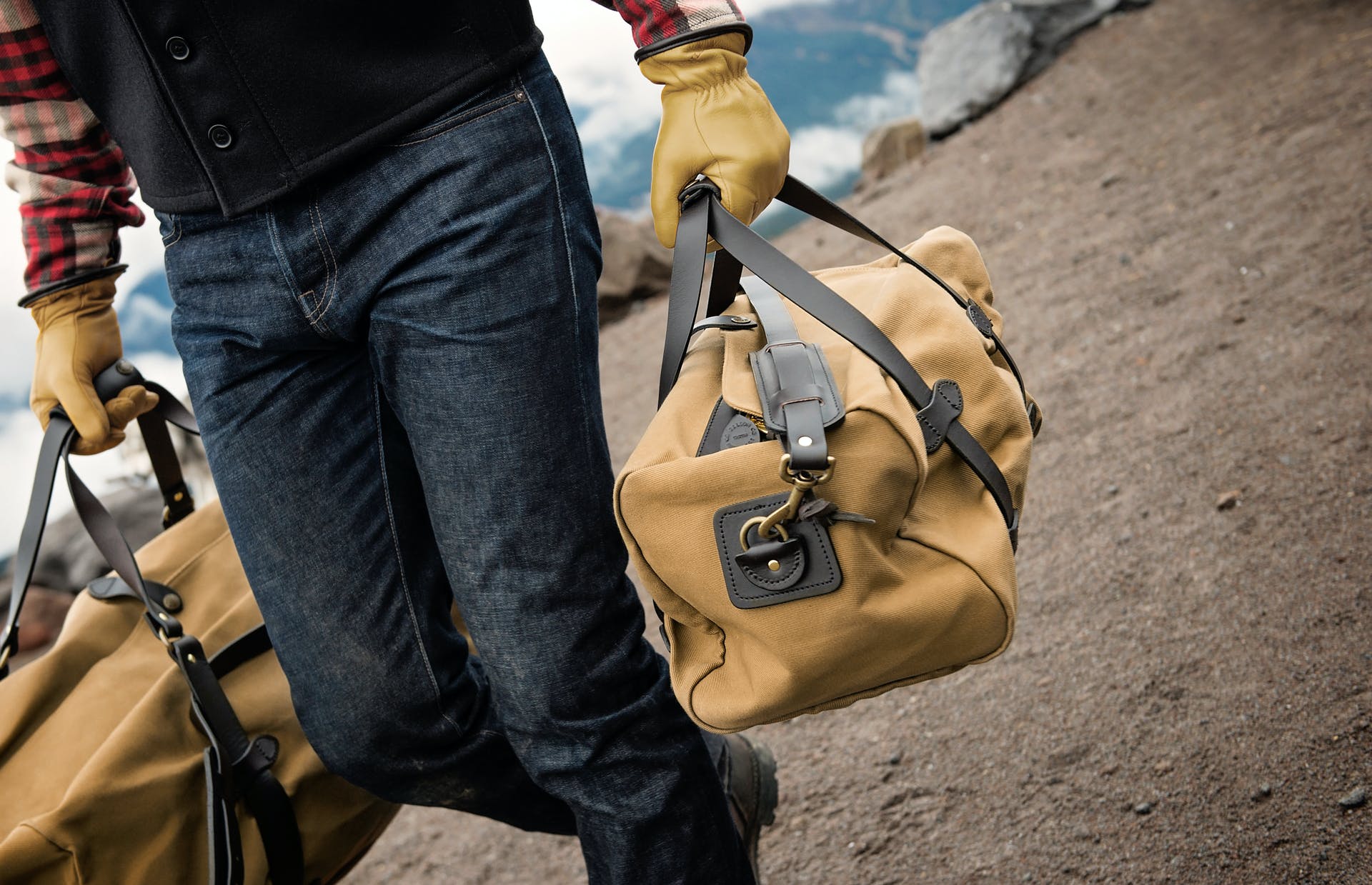 Filson rugged sale twill duffle bag