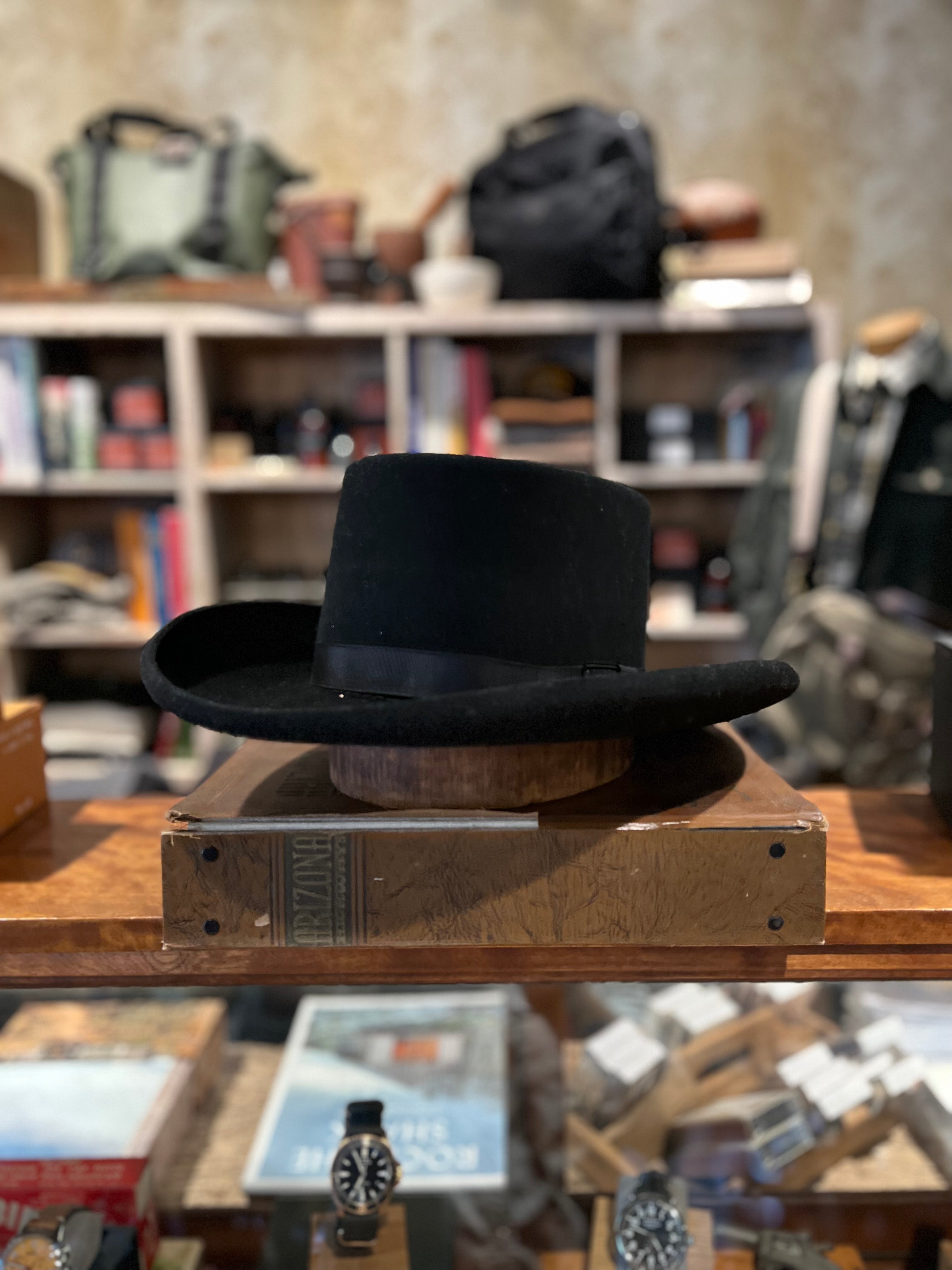 Dillinger hat store